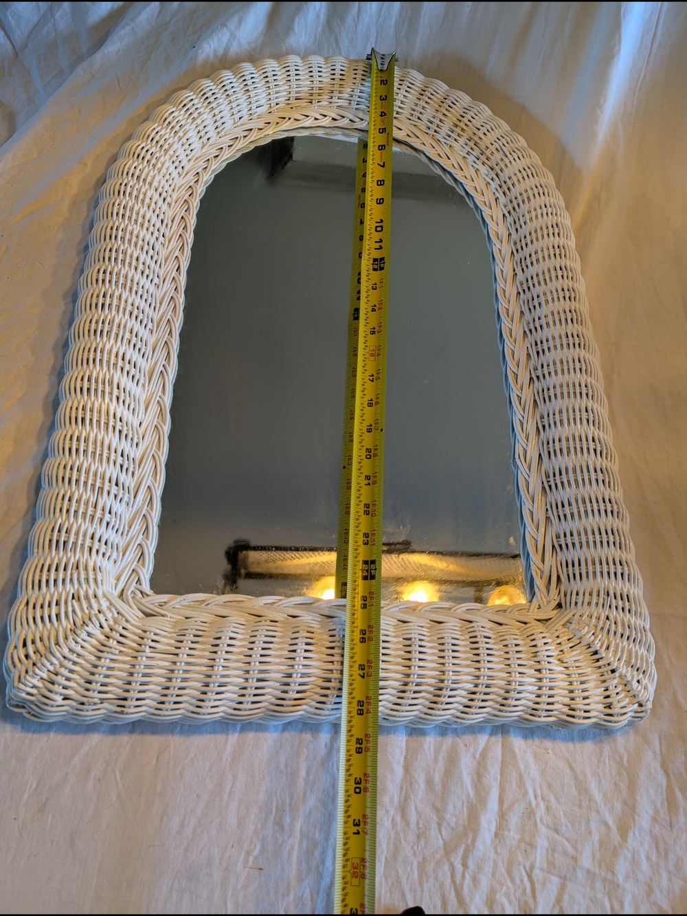 2/140$ Vintage White Wicker Arch Wall Mirror - Picture 5 of 5